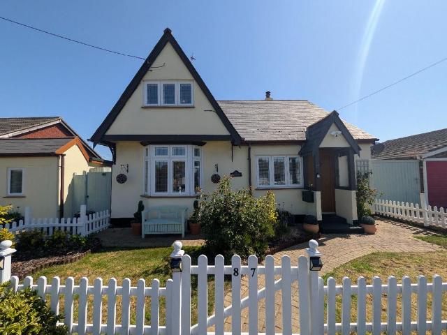 House for sale in Canvey Island