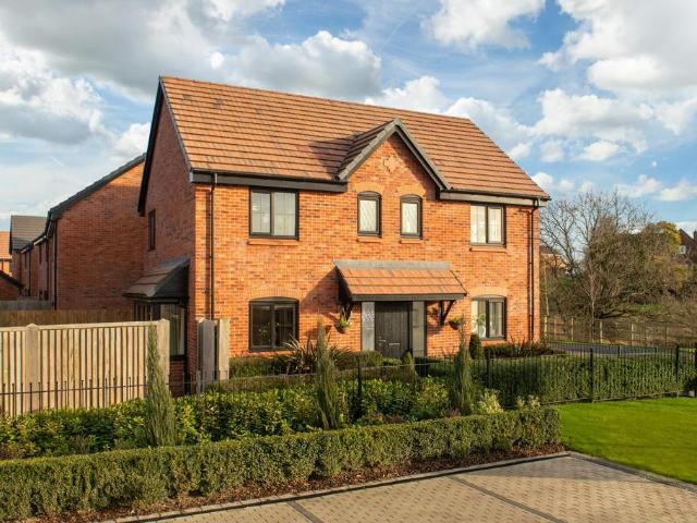House for sale in Daisy Hill, Lee Bank