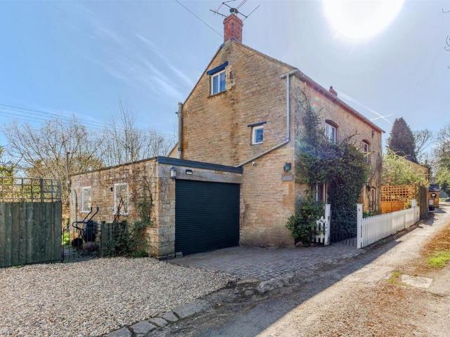 House for sale in Draycott, Cotswold