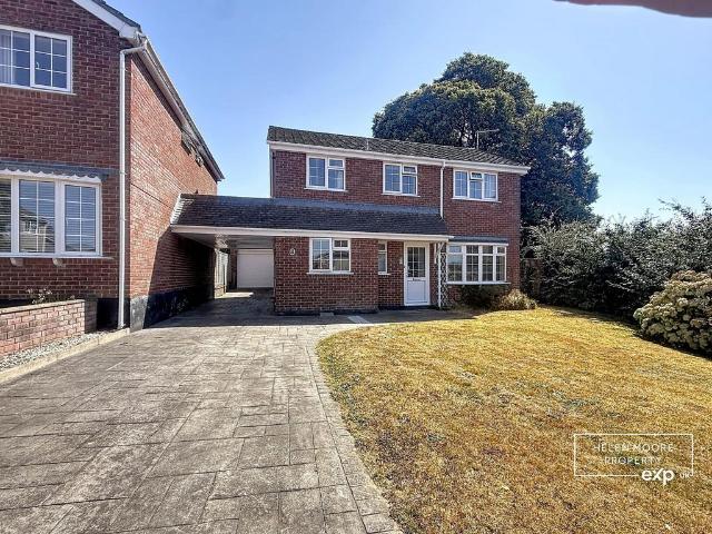 House for sale in Strode, Devon