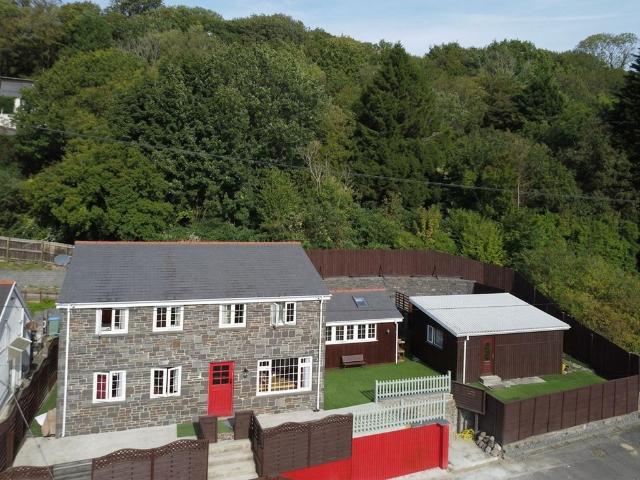 House for sale in Coedffranc, Skewen