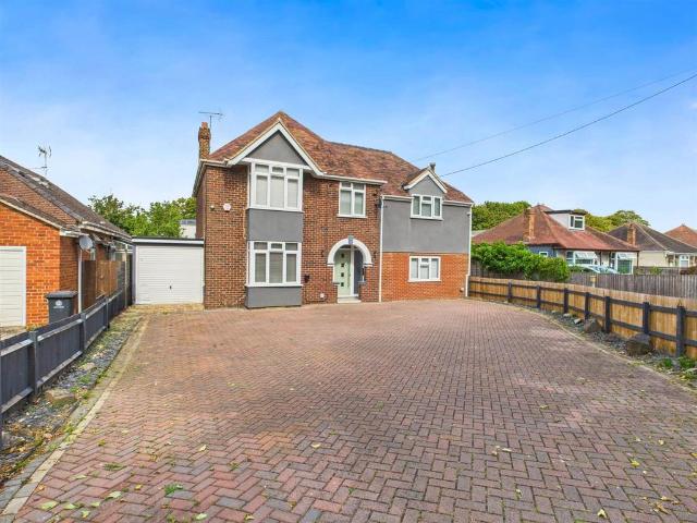 House for sale in Gloucester, Gloucestershire