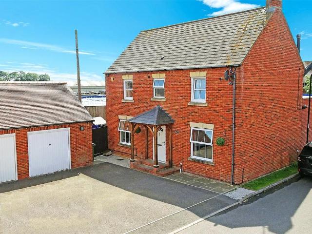 House for sale in Angmering, Clapham