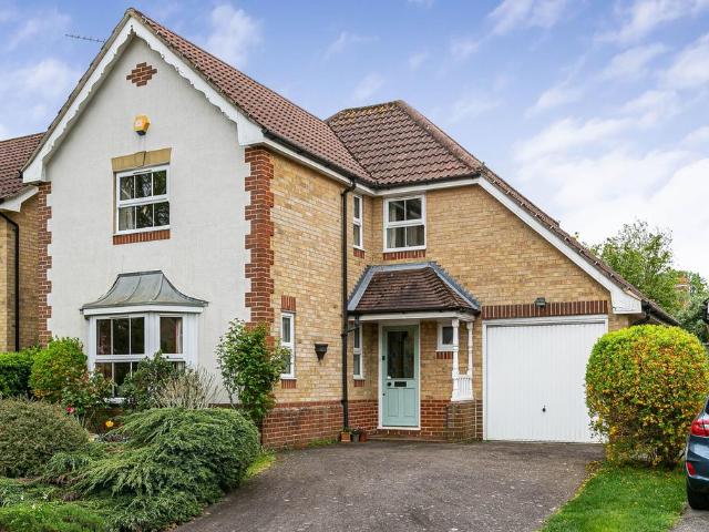 House for sale in London Borough of Croydon, Kenley