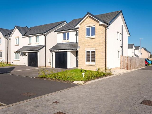 House for sale in Winchburgh, Scotland