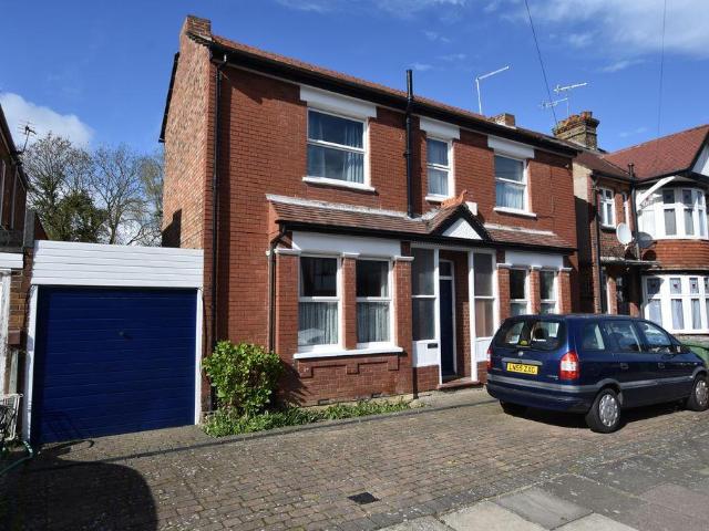 House for sale in Wealdstone, Greater London