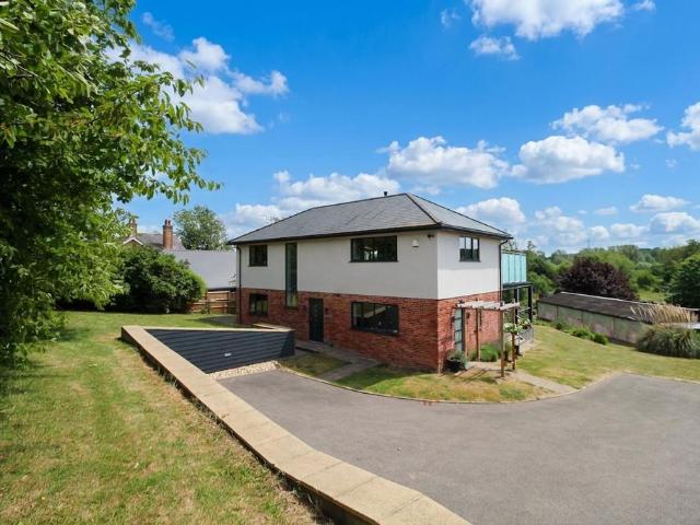 House for sale in Old Wives Lees, Bridgefield
