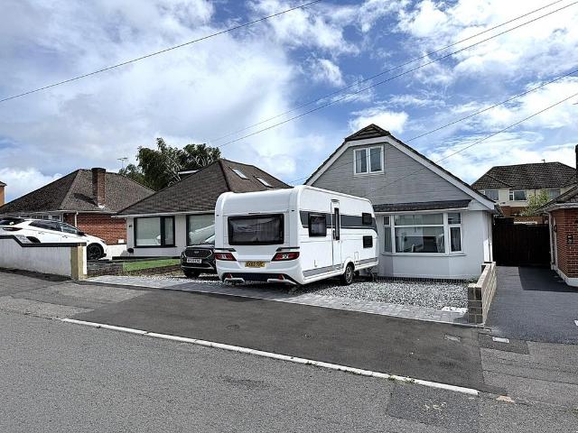 House for sale in Oakdale, Poole