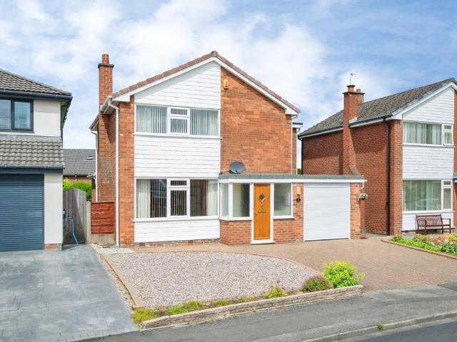 House for sale in Twiss Green, Warrington