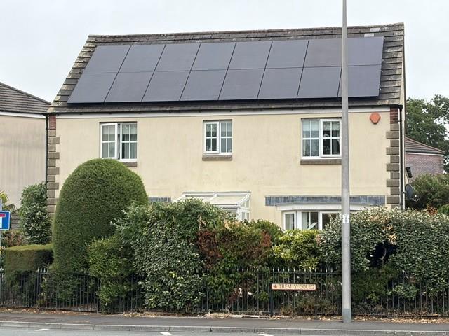House for sale in Carmarthen, Wales