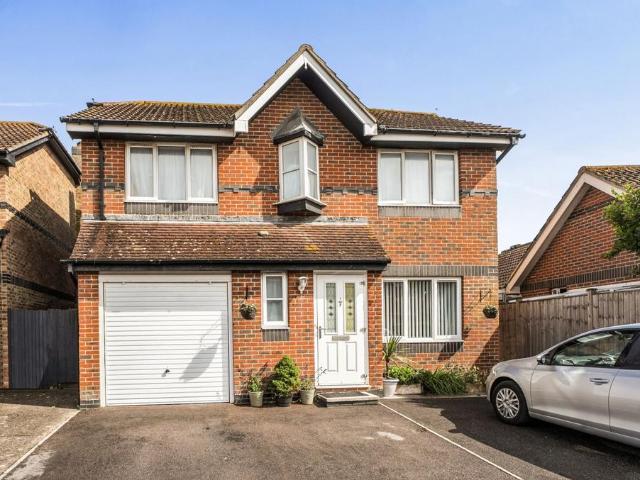 House for sale in Littlecote, West Sussex