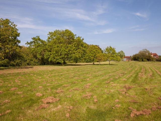 House for sale in Ramsden Bellhouse, Basildon