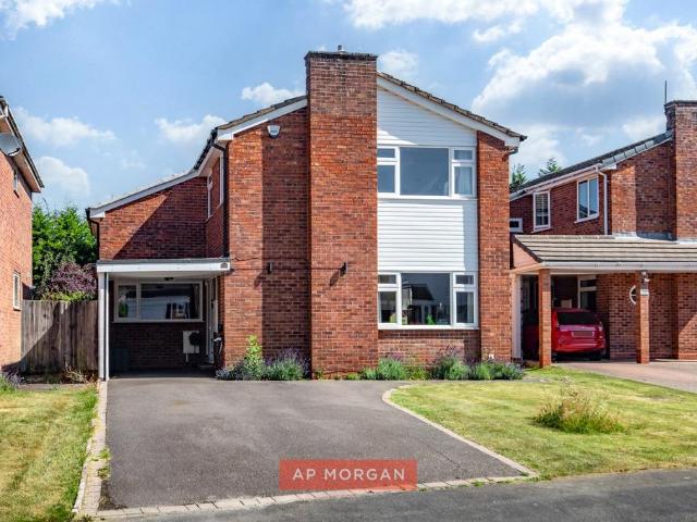 House for sale in Shirley, West Midlands