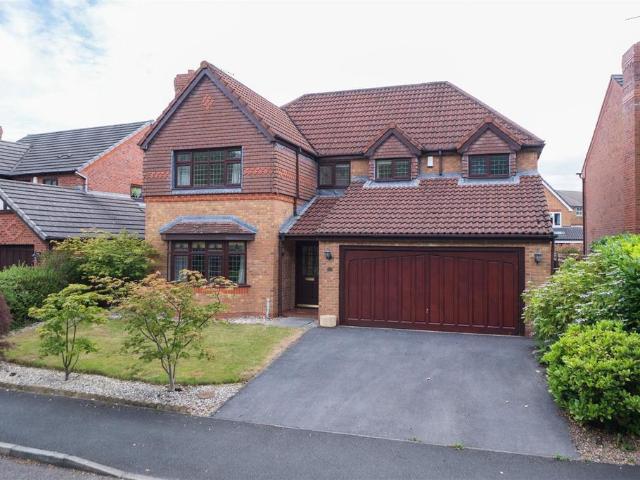 House for sale in Kingsmead, Leftwich