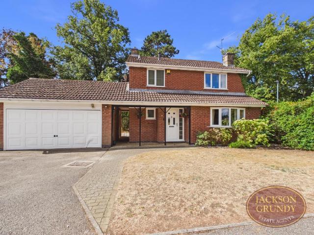 House for sale in Northampton, Northamptonshire