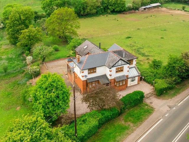 House for sale in Blisworth, Northamptonshire