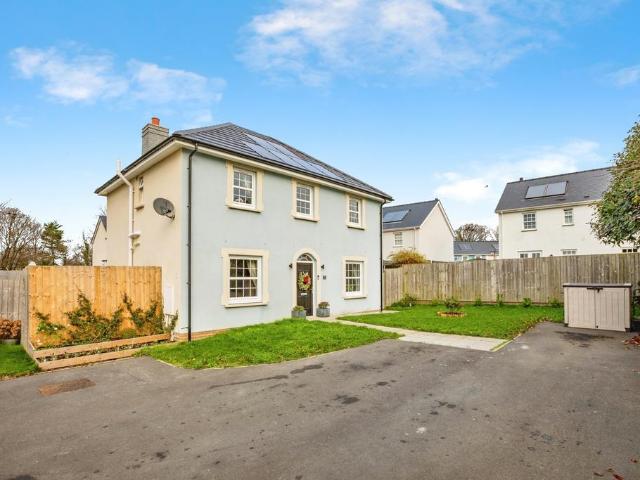 House for sale in Llanon, Wales