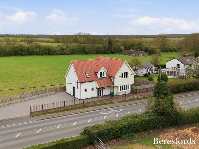 House for sale in Little Canfield, Duton Hill