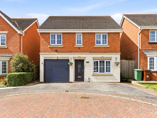 House for sale in South Elmsall, West Yorkshire