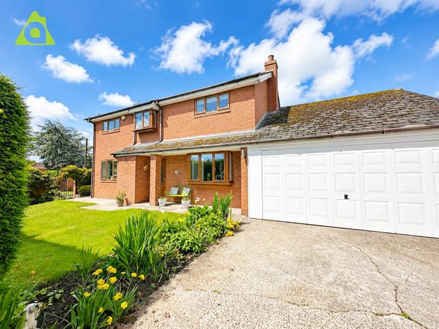 House for sale in Daisy Hill, Lee Bank