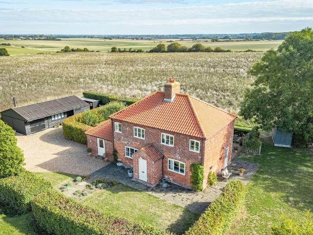 House for sale in Loddon, South Norfolk