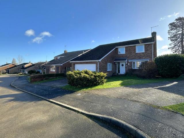 House for sale in Upper Walmer, Ash