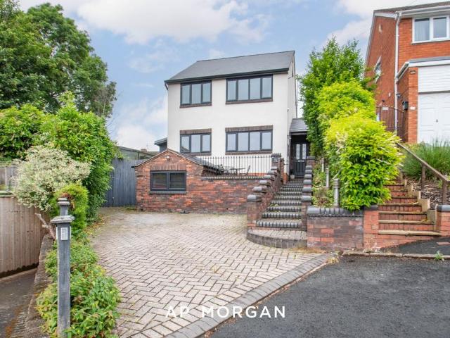 House for sale in Stourbridge, West Midlands