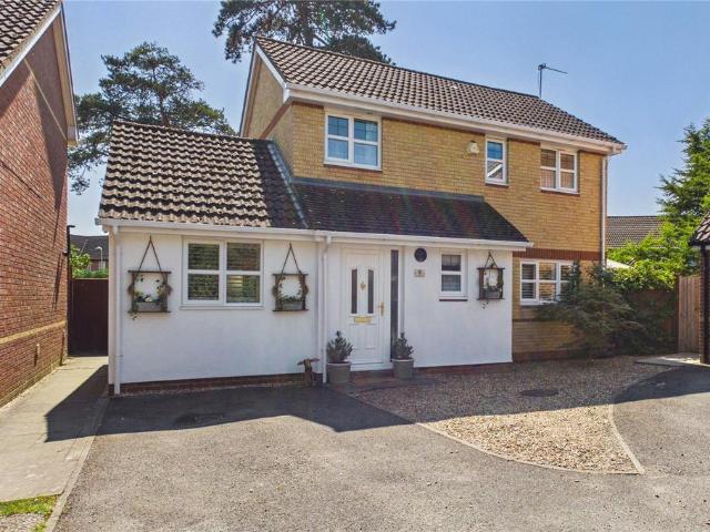 House for sale in Theale, West Berkshire