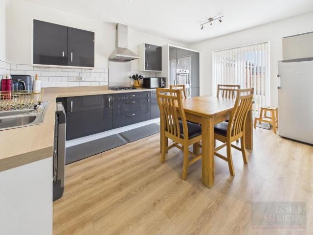 House for sale in Stanford On Avon, Leicestershire