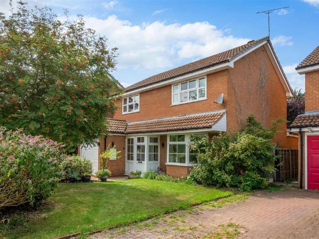 House for sale in Alderminster, Warwickshire