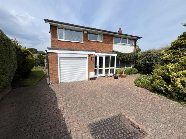 House for sale in Colwyn Bay, Wales