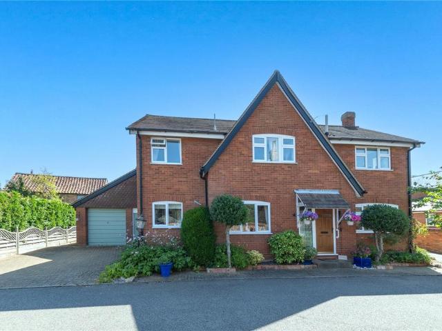 House for sale in Little Crawley