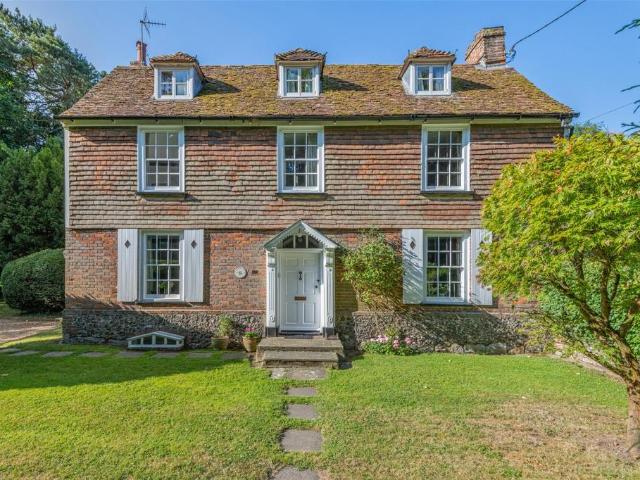 House for sale in Ash, The Butts