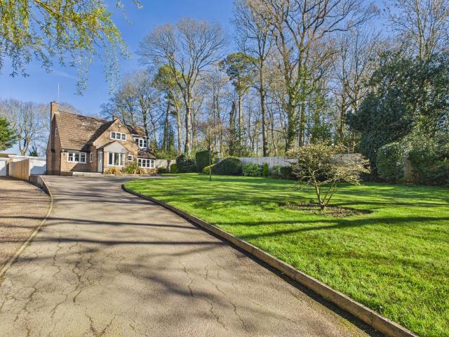 House for sale in Boughton, Northamptonshire