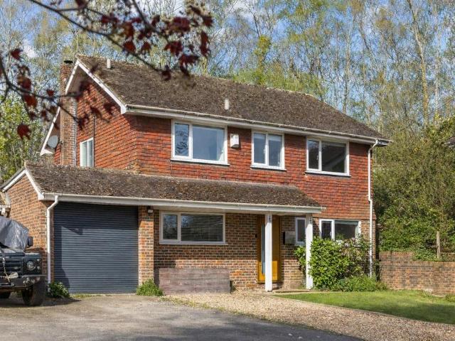 House for sale in Perryfields, West Sussex