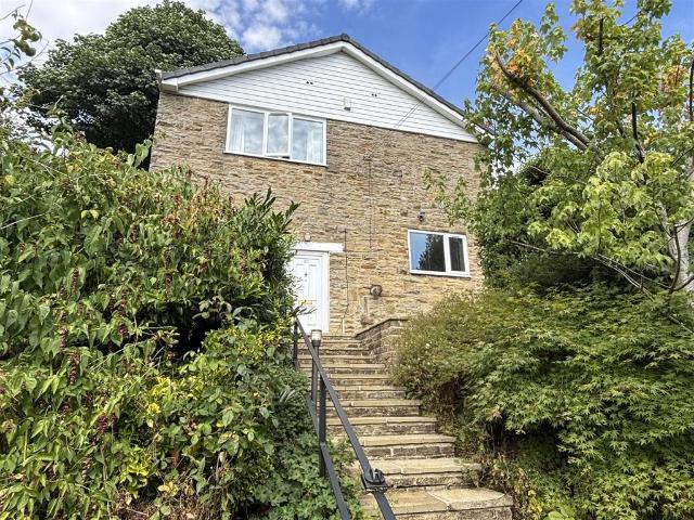 House for sale in Thornton, West Yorkshire