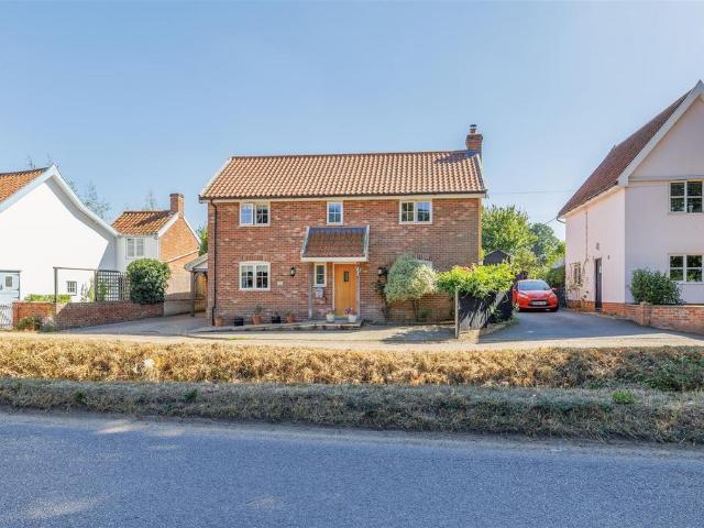 House for sale in Eastbridge, Suffolk