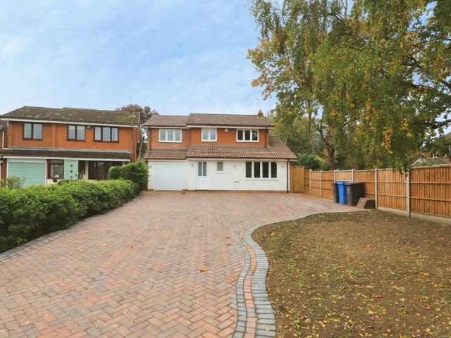 House for sale in Perton, South Staffordshire