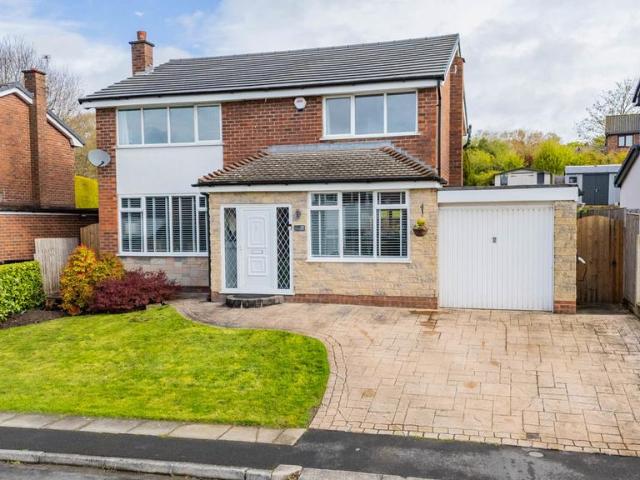 House for sale in Over Hulton, Lee Bank