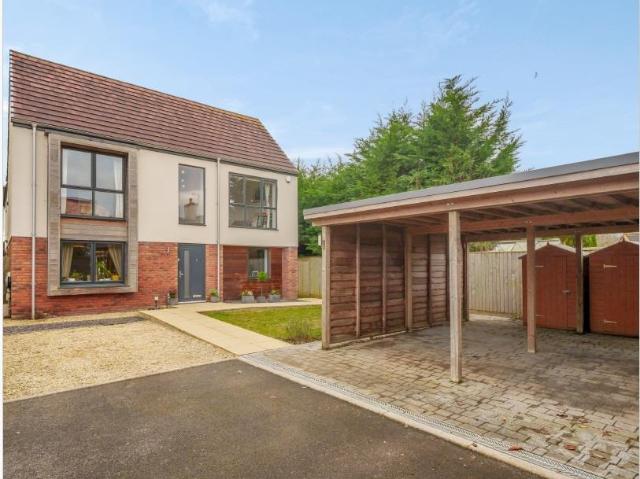 House for sale in Woodford, School House