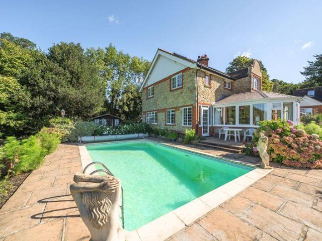 House for sale in Midway, Kent