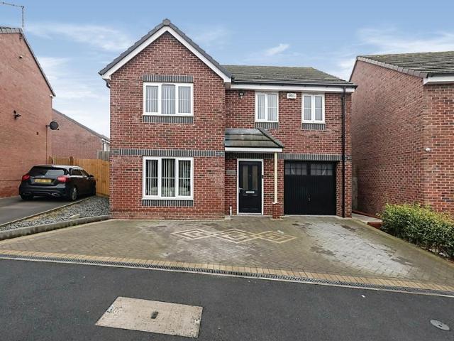 House for sale in West Midlands