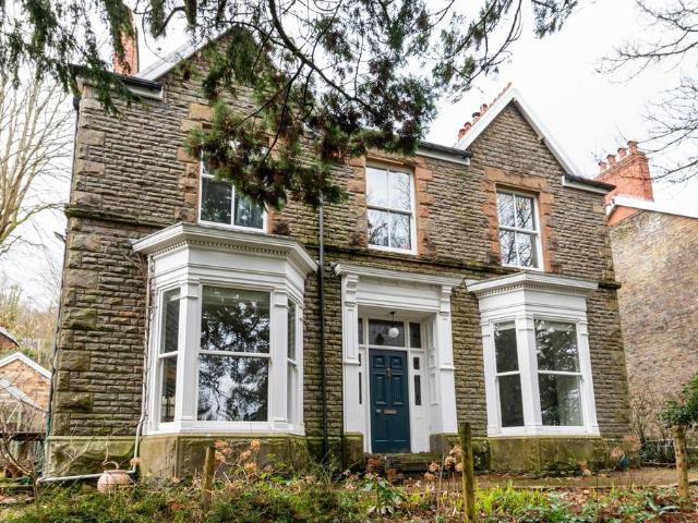 House for sale in Ynystawe, Wales