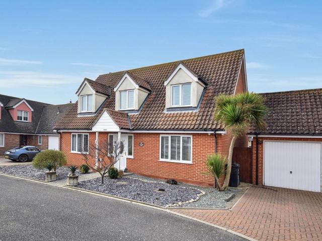 House for sale in Dale Hill, Essex