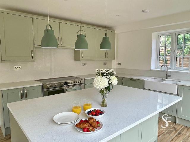 House for sale in Maidenhead, Bray Wick