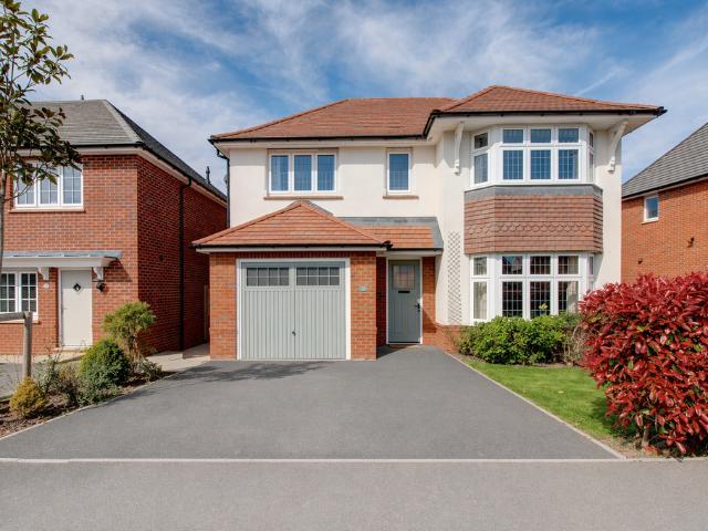 House for sale in Kings Moat Garden Village, Chester