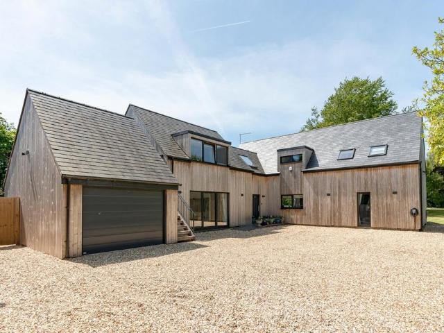House for sale in Berrick Salome, Oxfordshire