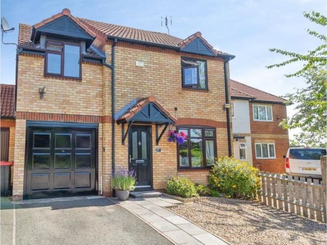 House for sale in Fenny Stratford, Milton Keynes