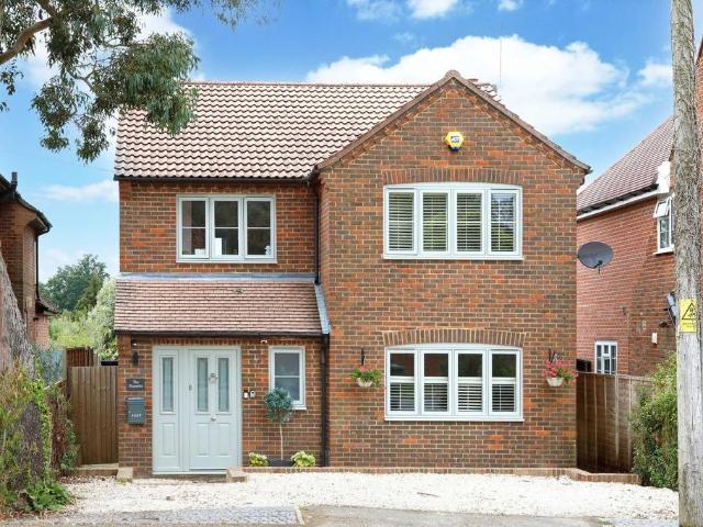 House for sale in Chepping Wycombe, Tylers Green