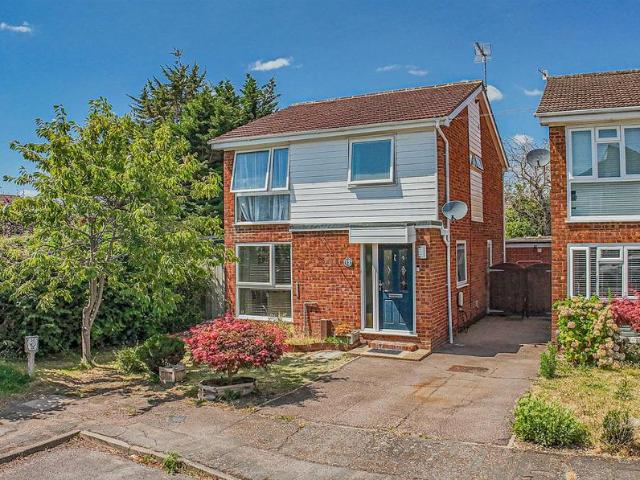 House for sale in Pouchen End, Hertfordshire